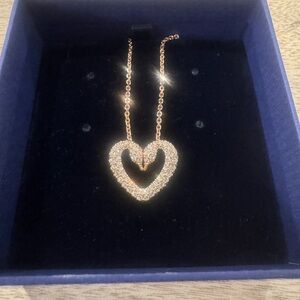 New Swarovski Una Gold Heart Pendant Necklace